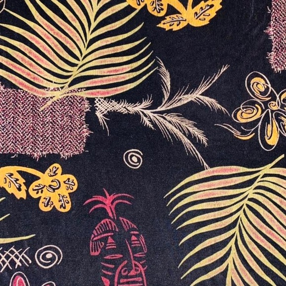 Vintage Hawaiian Tribal Print Sleeveless Top - Picture 2 of 3